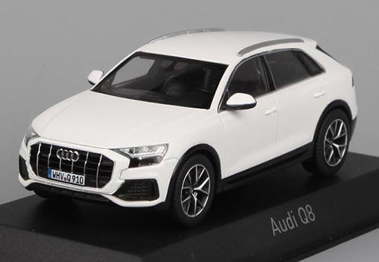 Diecast 2018 Audi Q8 Model White 1:43 Scale By NOREV