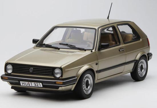 Diecast Volkswagen Golf CL Model 1:18 Scale Golden By NOREV