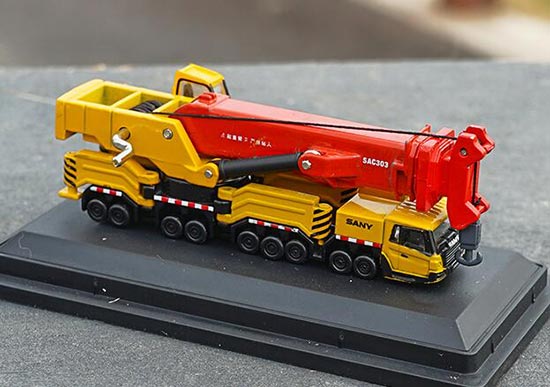 Diecast Sany Mobile Crane Model Mini Scale Red-Yellow
