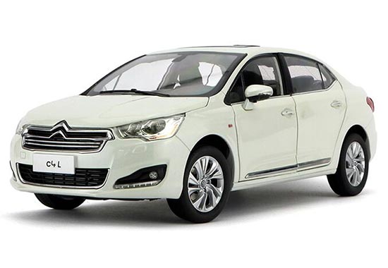 Diecast 2013 Citroen C4L Car Model 1:18 Scale White