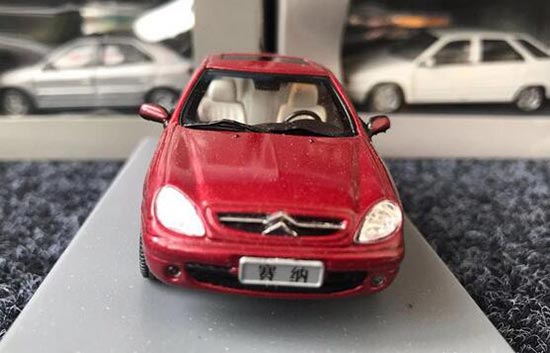 Diecast Citroen Xsara Car Model Red / White / Silver 1:43 Scale