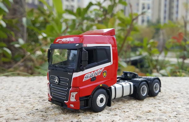 Diecast Sany Tractor Unit Model 1:64 Scale Red