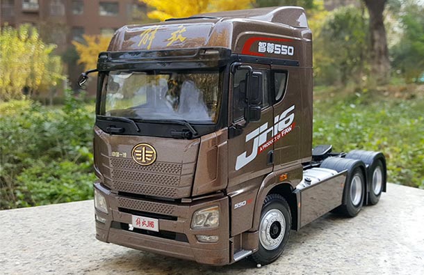Diecast FAW JieFang JH6 Tractor Unit Model 1:24 Scale