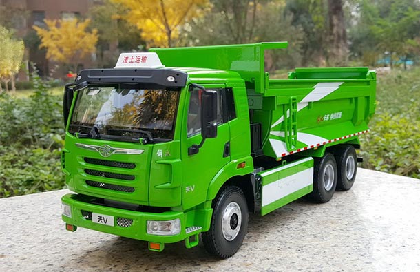 Diecast FAW Jiefang Tian-V Dump Truck Model 1:24 Scale Green