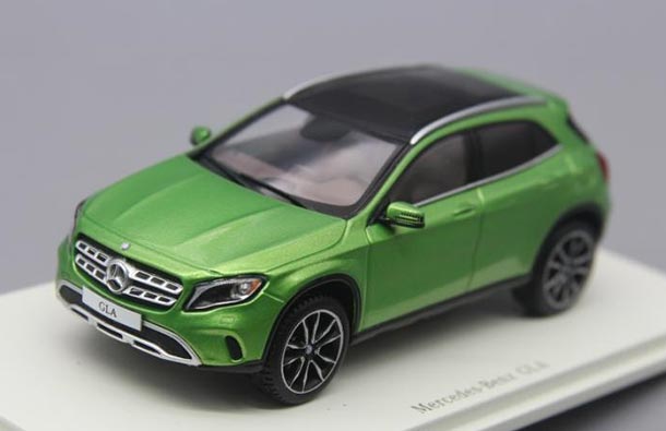 Diecast 2017 Mercedes Benz GLA 250 Model 1:43 Green By Spark