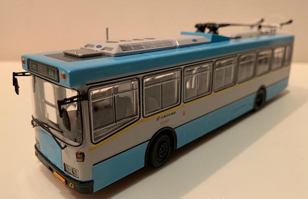 Diecast Huayu BJD WG120C 95589 Trolley Bus Model Silver-Blue