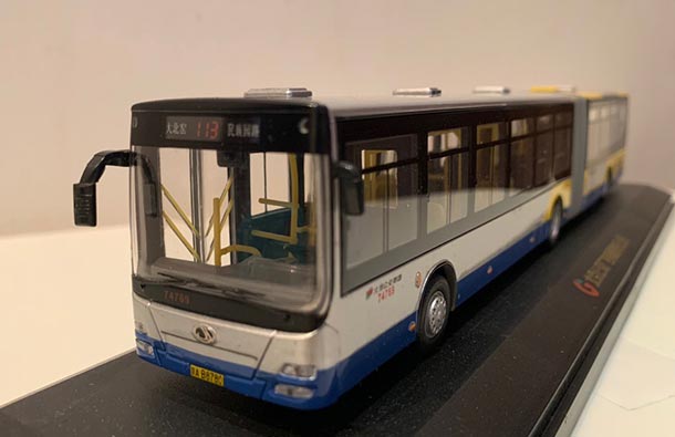 Diecast Jinghua BK6182 Articulated Bus Model 1:64 Silver-Blue