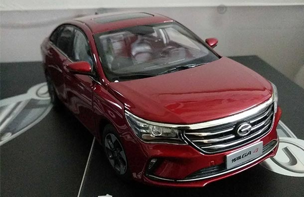 Diecast 2018 Trumpchi GA4 Model 1:24 Scale Red / Silver