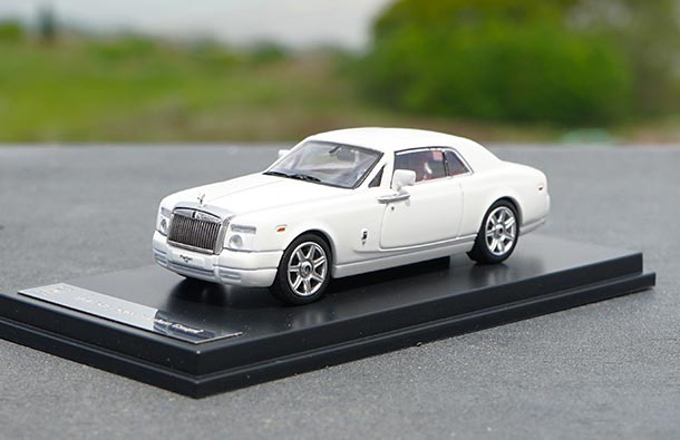 Diecast Rolls Royce Phantom Model 1:64 Scale White /Black /Blue