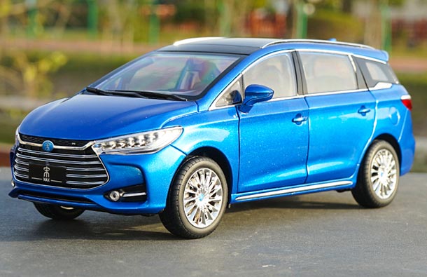 Diecast BYD Song Max MPV Model 1:18 Scale Blue / Black / White