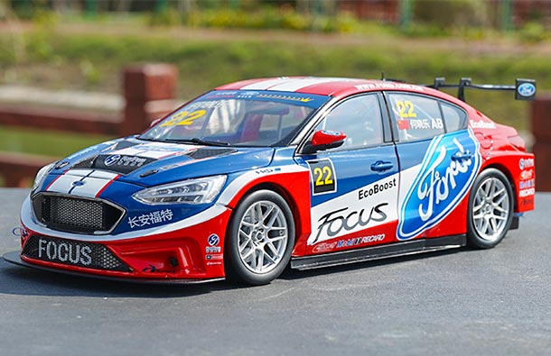 Diecast 2019 Ford Focus CTCC Model 1:18 Scale Blue-Red