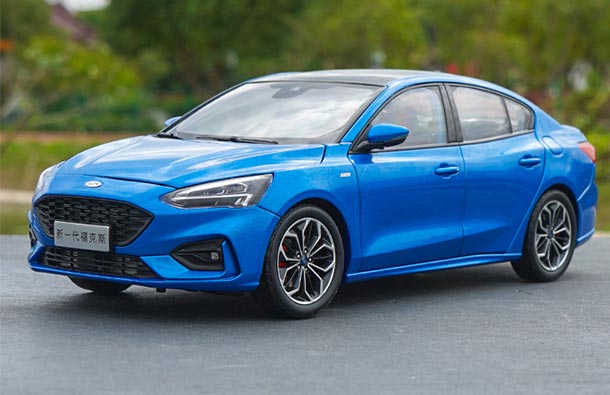 Diecast 2019 Ford Focus Model 1:18 Scale Blue
