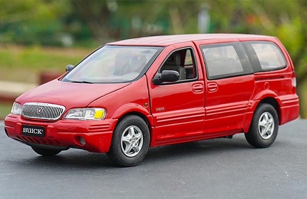 Diecast Buick GL8 MPV Model 1:24 Scale Red
