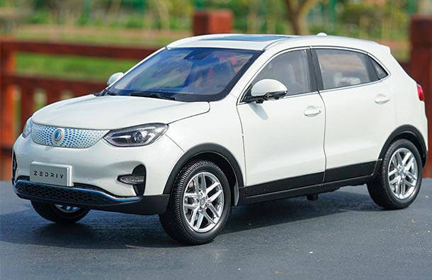 Diecast 2020 Zedriv GX5 SUV Model 1:18 Scale White / Blue