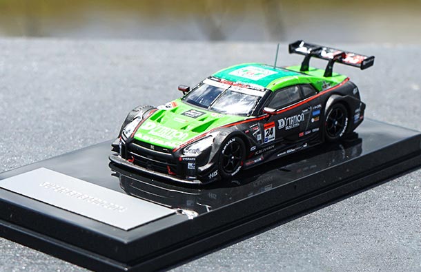 Diecast Nissan GT-R GT500 Model 1:64 Scale NO.24 Green-Black