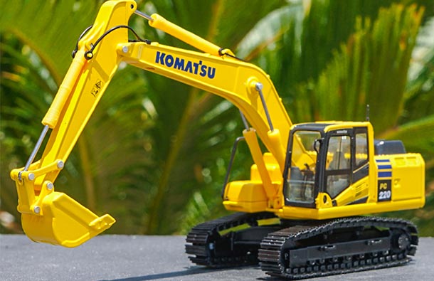 Diecast Komatsu PC220-10 Caterpillar Excavator Model 1:50 Scale