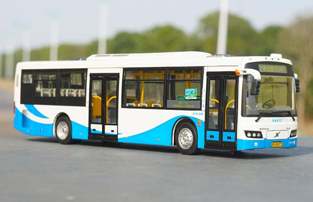 Diecast SunWin Shanghai City Bus Model NO.774 White 1:43 Scale