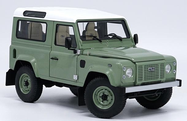 Diecast Land Rover Defender 90 Model 1:18 Scale By Almost Real
