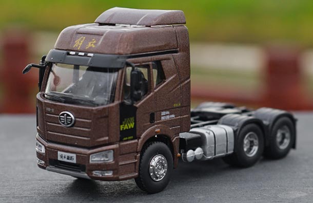 Diecast FAW Jiefang J6 Tractor Unit Model 1:64 Scale Brown
