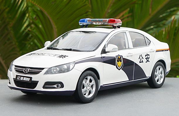 Diecast 2010 JAC Heyue Car Model Police 1:18 Scale White