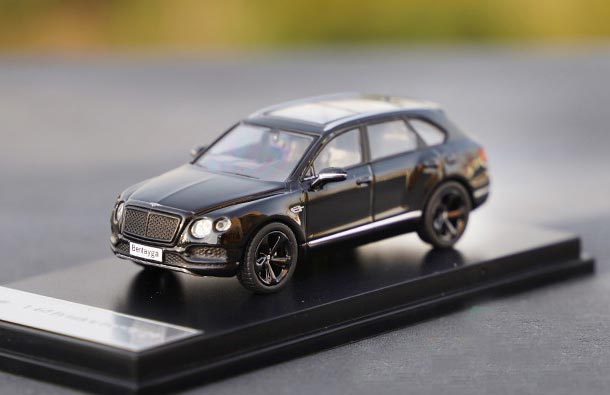 Diecast 2016 Bentley Bentayga SUV Model 1:64 Scale