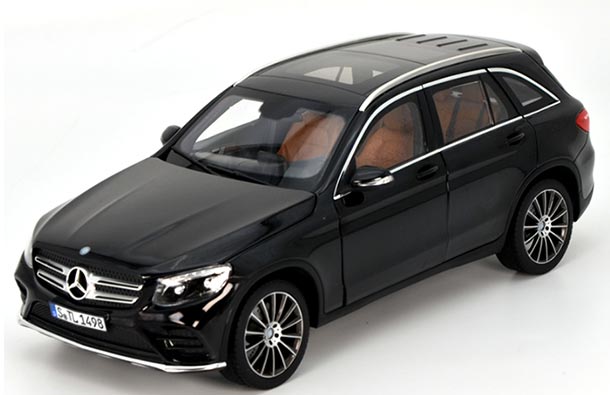 Diecast 2015 Mercedes Benz GLC-Class Model 1:18 Scale White