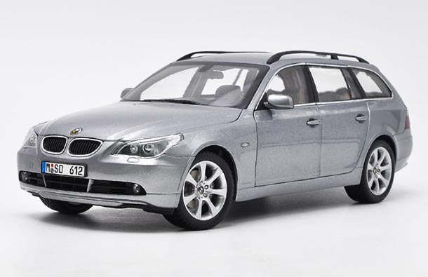 Diecast BMW 5 Series Wagon Model 1:18 Scale Silver