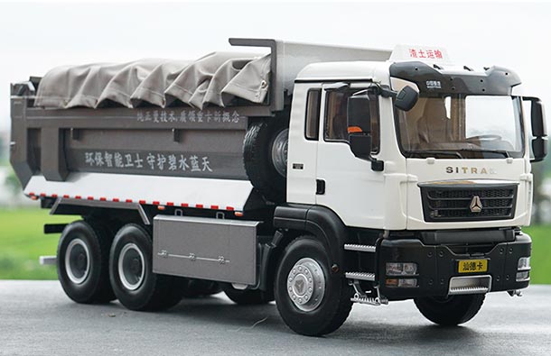 Diecast Sinotruk Sitrak C6G Dump Truck Model 1:24 Scale White