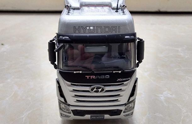 Diecast Hyundai Xcient Tractor Unit Model 1:36 Scale Silver