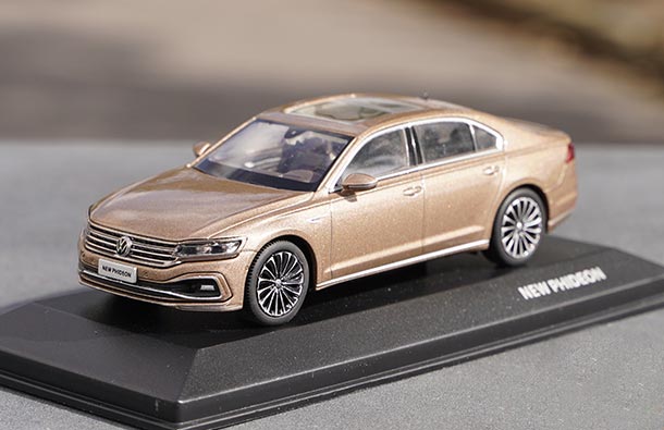 Diecast 2021 Volkswagen Phideon Model 1:43 Scale Golden / Blue