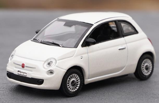 Diecast Fiat 500 Model 1:43 Scale White / Red
