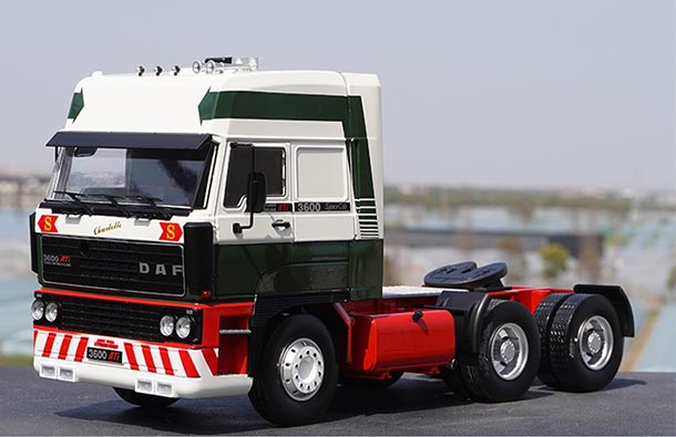 Diecast DAF 3600 ATi Tractor Unit Model 1:18 Scale White-Red