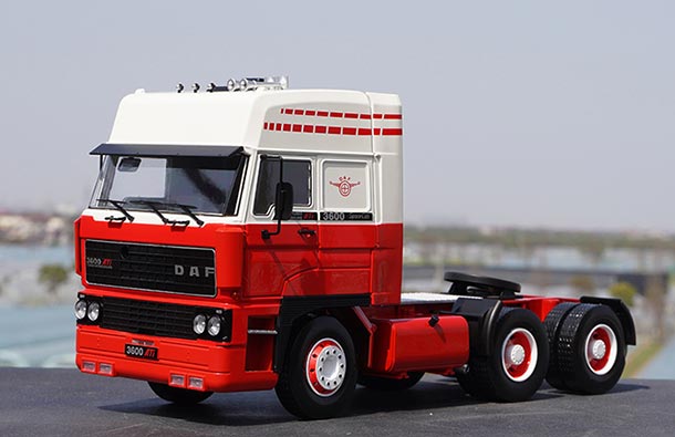 Diecast DAF 3600 ATi Tractor Unit Model 1:18 Scale Red-White