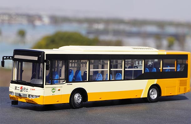 Diecast YuTong ZK6128 City Bus Model 1:42 Scale Yellow-White
