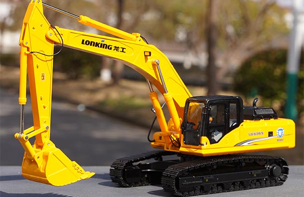 Diecast Lonking LG6365 Excavator Model 1:35 Scale Yellow
