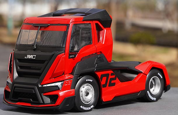 Diecast JMC Tractor Unit Model 1:24 Scale Black-Red