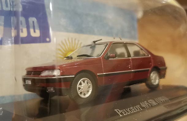 Diecast 1993 Peugeot 405 SR Model 1:43 Scale Wine Red