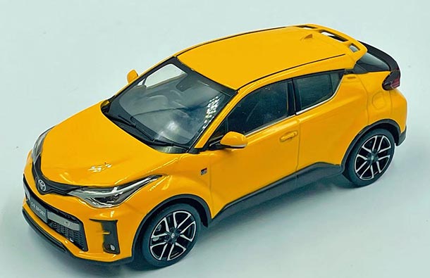 Diecast 2020 Toyota C-HR GR Sport SUV Model 1:30 Scale