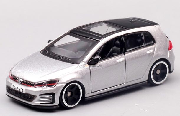 Diecast 2017 Volkswagen Golf GTI Model 1:62 Silver By Bburago