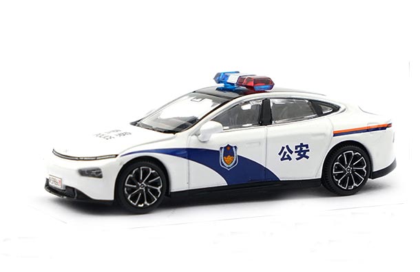 Diecast 2020 Xpeng P7 Police Car Toy 1:64 Scale White