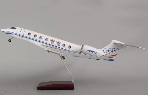 Gulfstream G650 Business Jet Model 1:70 White