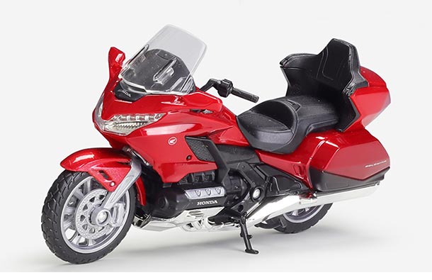 Diecast 2020 Honda Gold Wing Motorcycle Model 1:18 By Welly