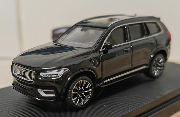 Diecast 2020 Volvo XC90 SUV Model 1:64 Scale Black