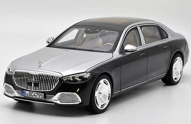 Diecast Mercedes Maybach S-Class Model 1:18 Scale Black-Silver