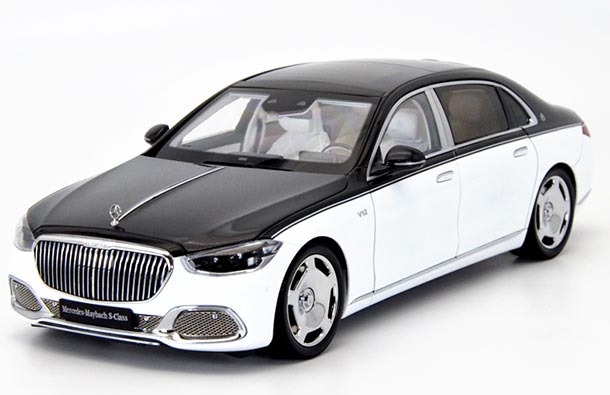 Diecast Mercedes Maybach S-Class Model 1:18 Scale Black-White