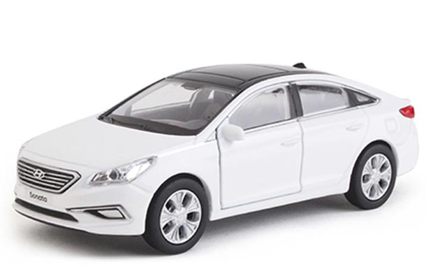 Diecast 2015 Hyundai Sonata Model 1:38 Scale White/ Silver /Red