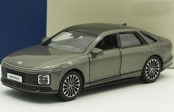 Diecast 2022 Hyundai Grandeur Model 1:38 Gray / Black / White