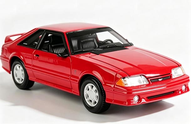 Diecast 1993 Ford Mustang SVT Cobra Model 1:24 Red By Maisto