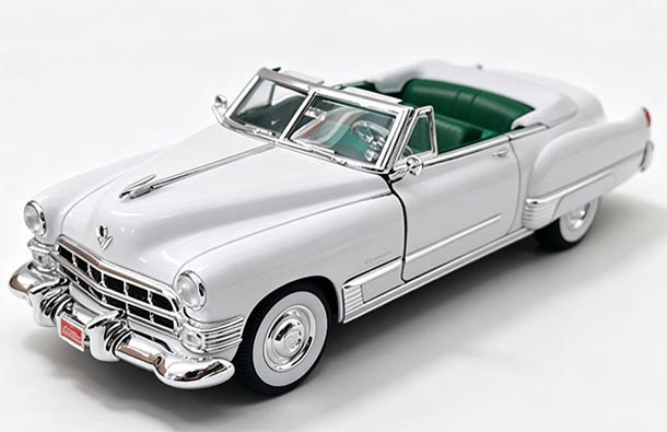 Diecast 1949 Cadillac Coupe De Ville Convertible Model 1:18